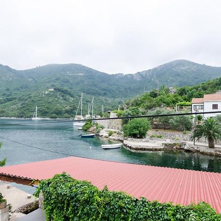 Apartments Porto Della Vita Okuklje Esterno foto